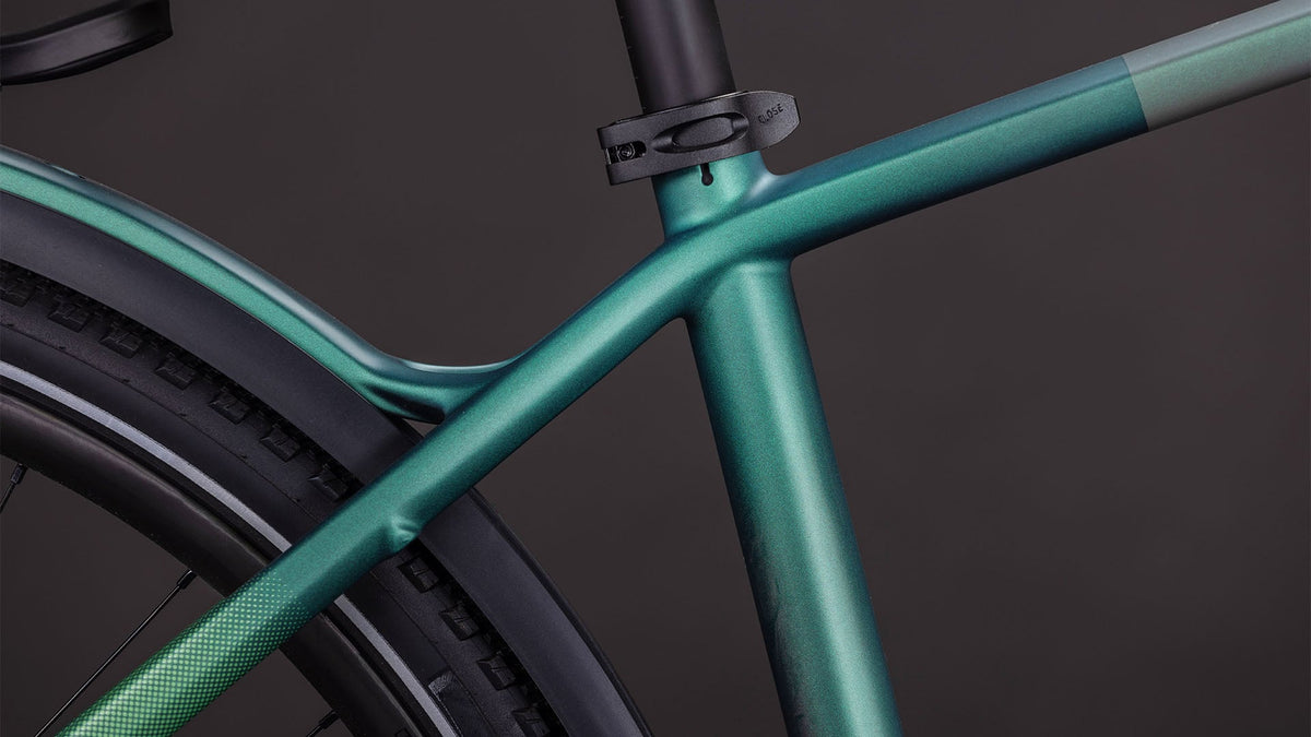 Cube Kathmandu Hybrid C:62 SLT 400X seafoam'n'chrome
