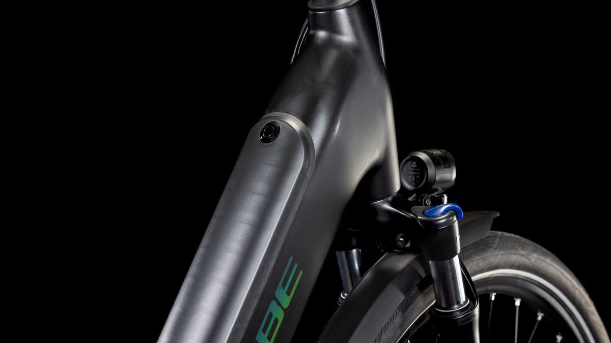 Cube Supreme Hybrid Pro 625 black'n'spectral